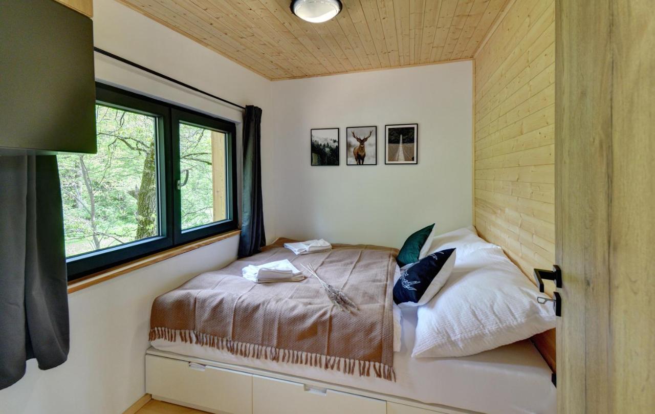 Riverside Cabin Doudleby エクステリア 写真
